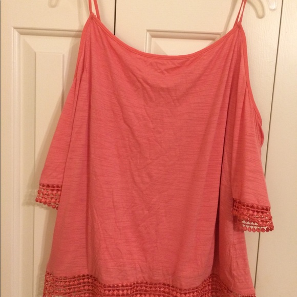 Shirt - Picture 3 of 3